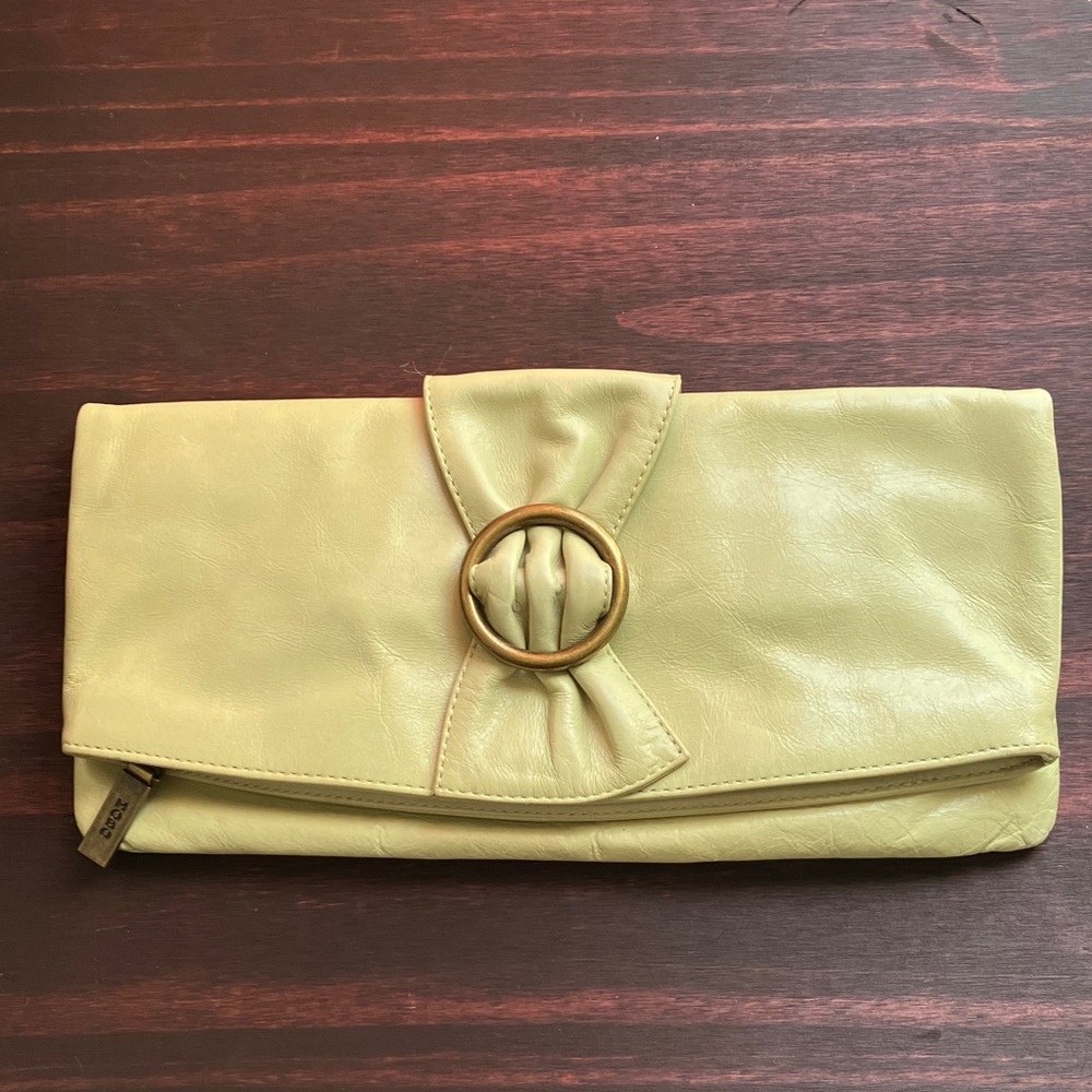 NWT HOBO Gwyneth Leather Clutch, Sage Green